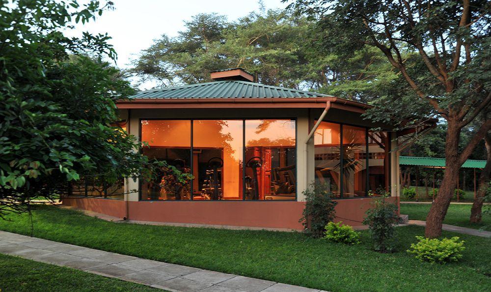 M'Kango Golfview Hotel Lusaka Luaran gambar