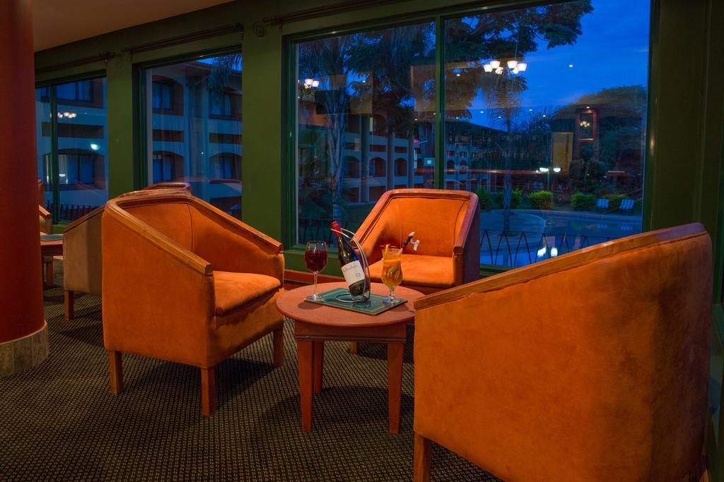 M'Kango Golfview Hotel Lusaka Luaran gambar