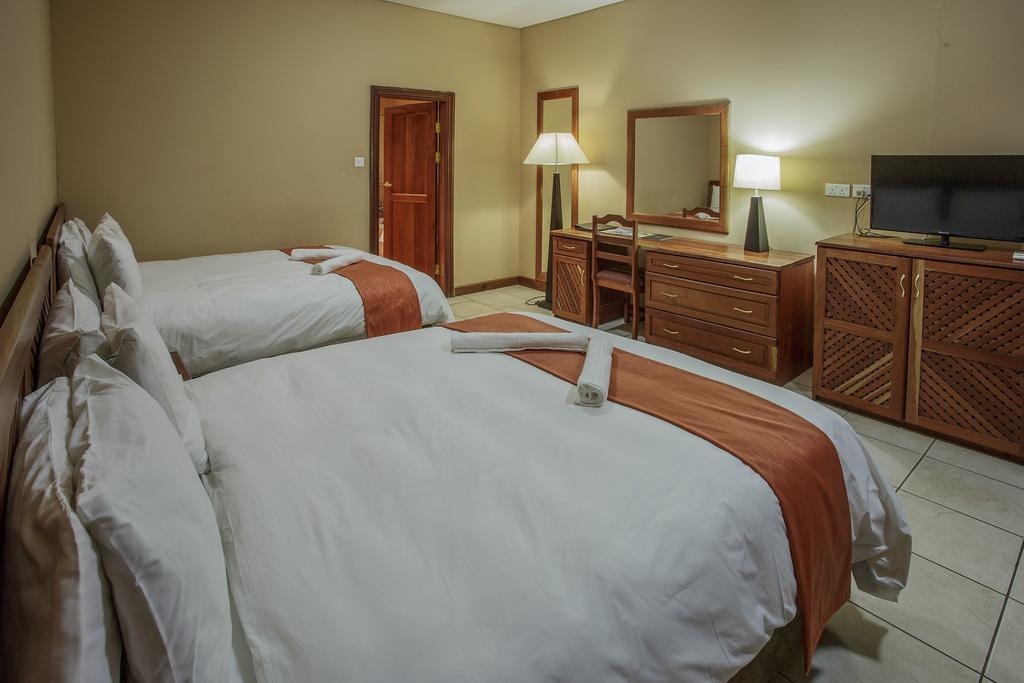 M'Kango Golfview Hotel Lusaka Bilik gambar