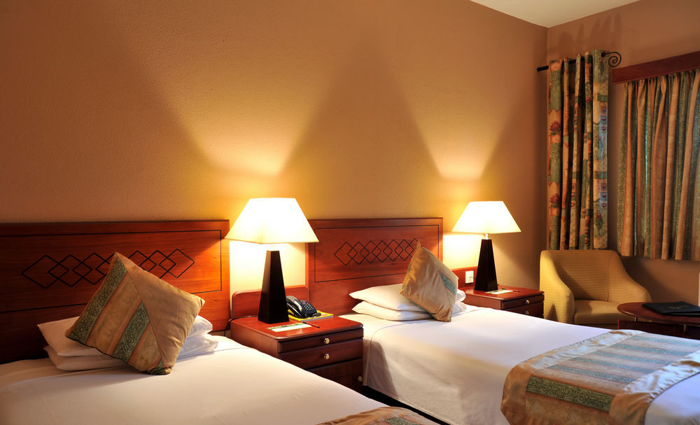M'Kango Golfview Hotel Lusaka Luaran gambar