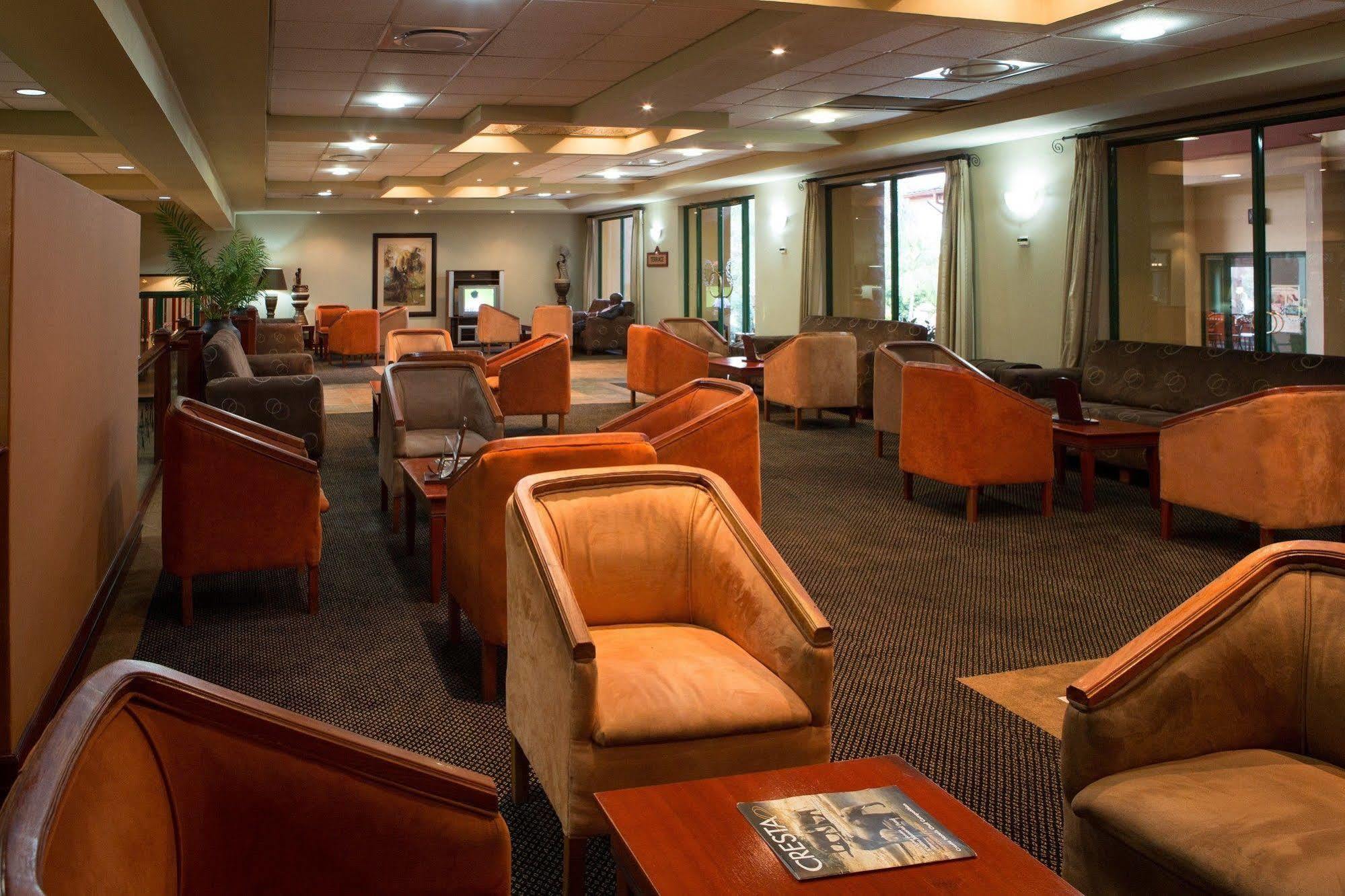 M'Kango Golfview Hotel Lusaka Luaran gambar