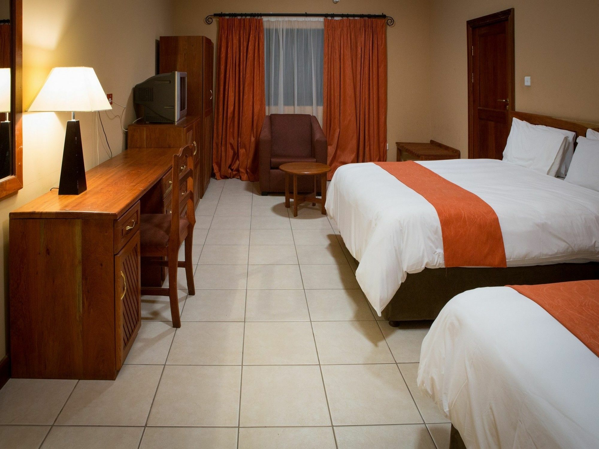 M'Kango Golfview Hotel Lusaka Luaran gambar