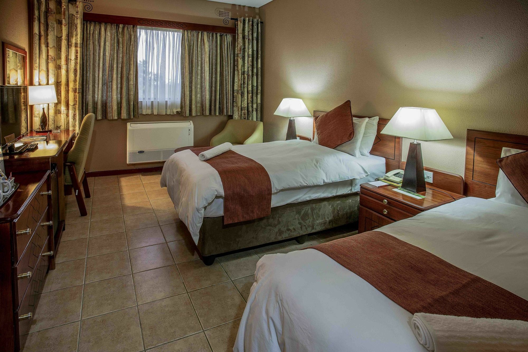 M'Kango Golfview Hotel Lusaka Luaran gambar