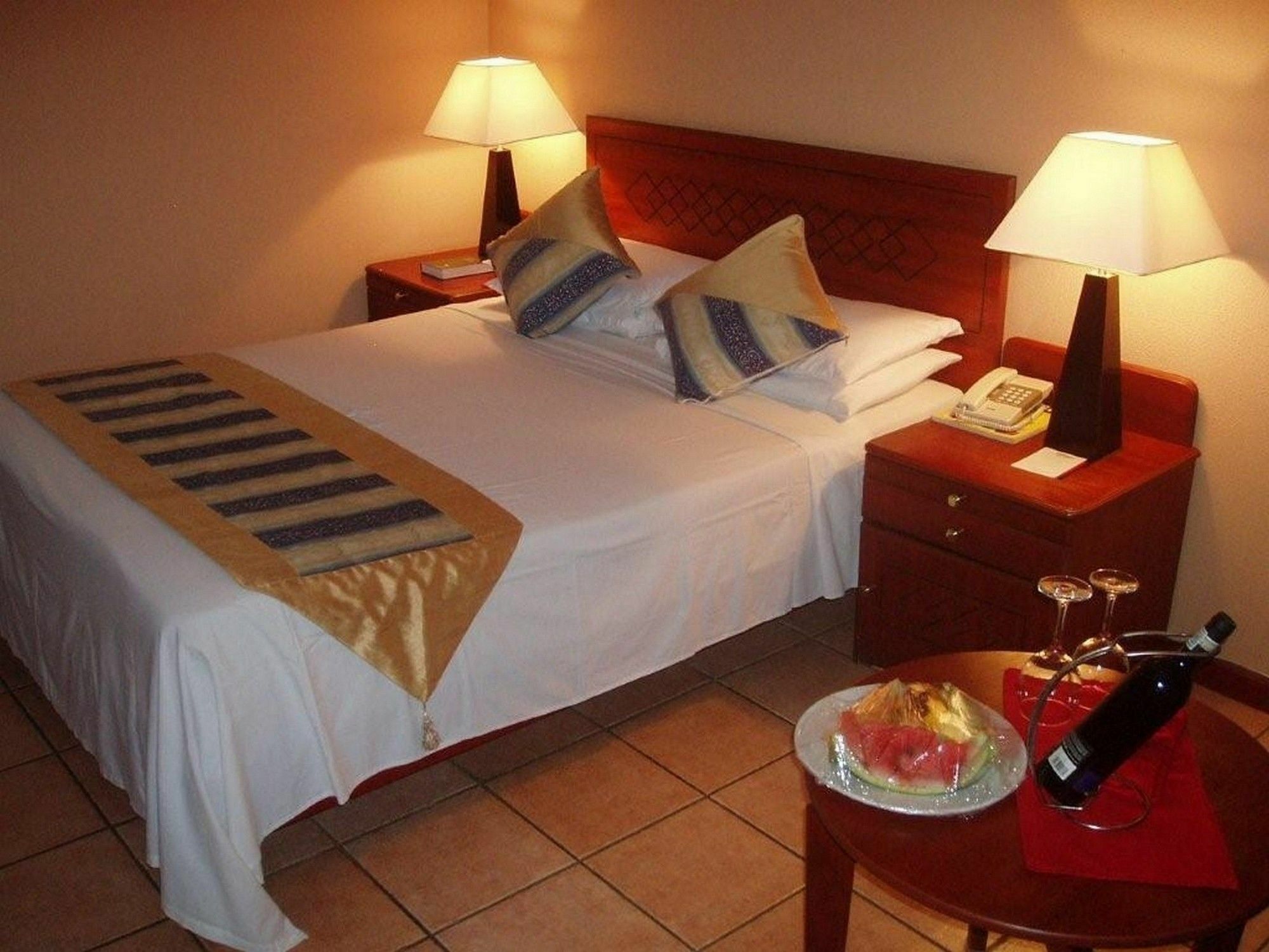 M'Kango Golfview Hotel Lusaka Luaran gambar